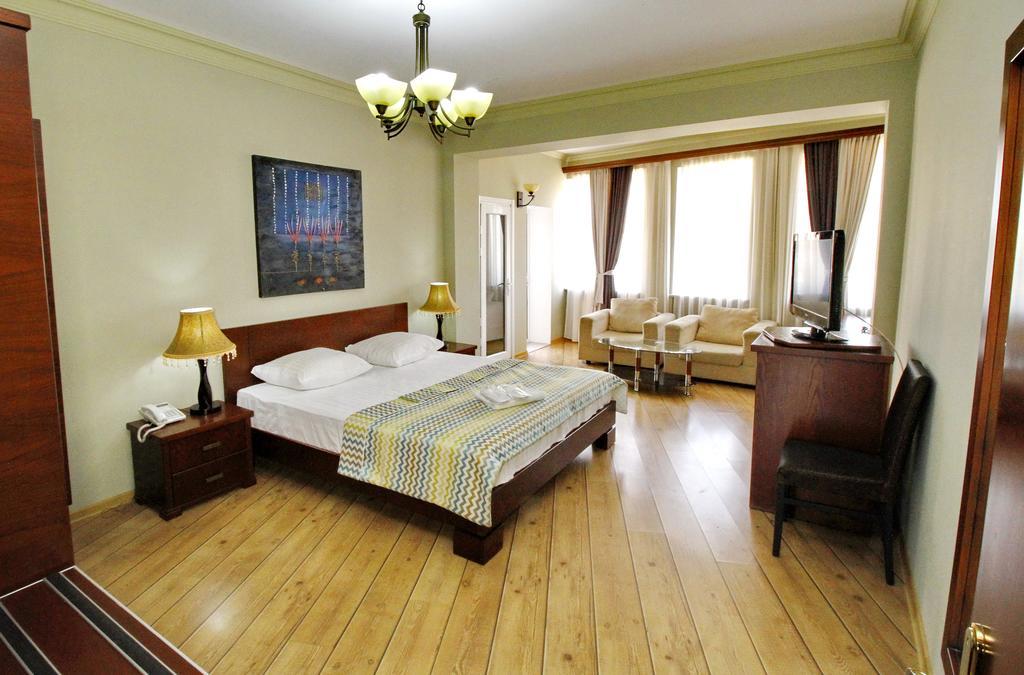 Penthouse Hotel Tiflis Dış mekan fotoğraf