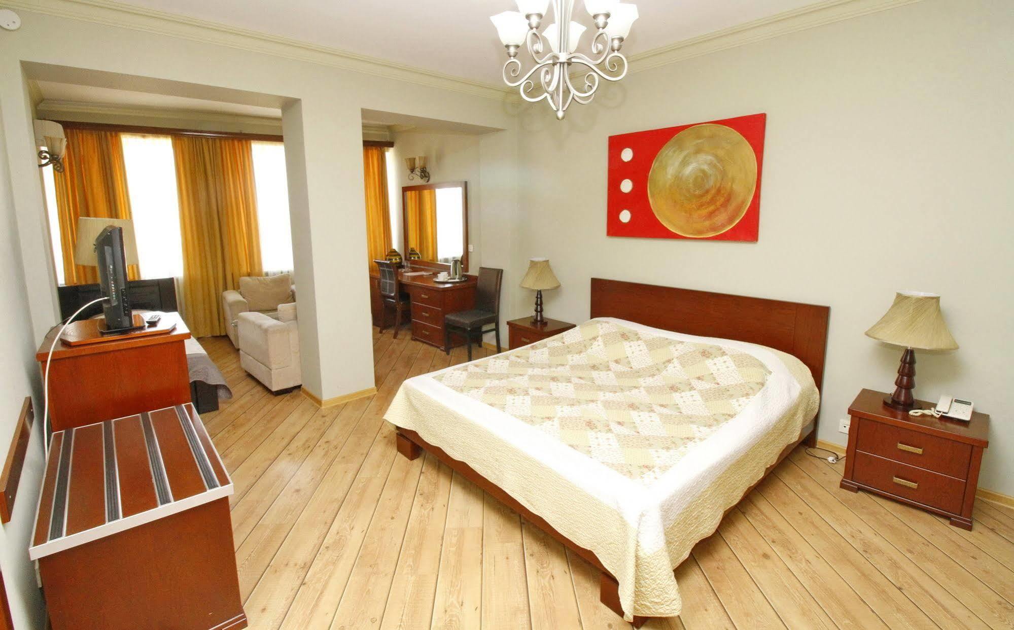 Penthouse Hotel Tiflis Dış mekan fotoğraf
