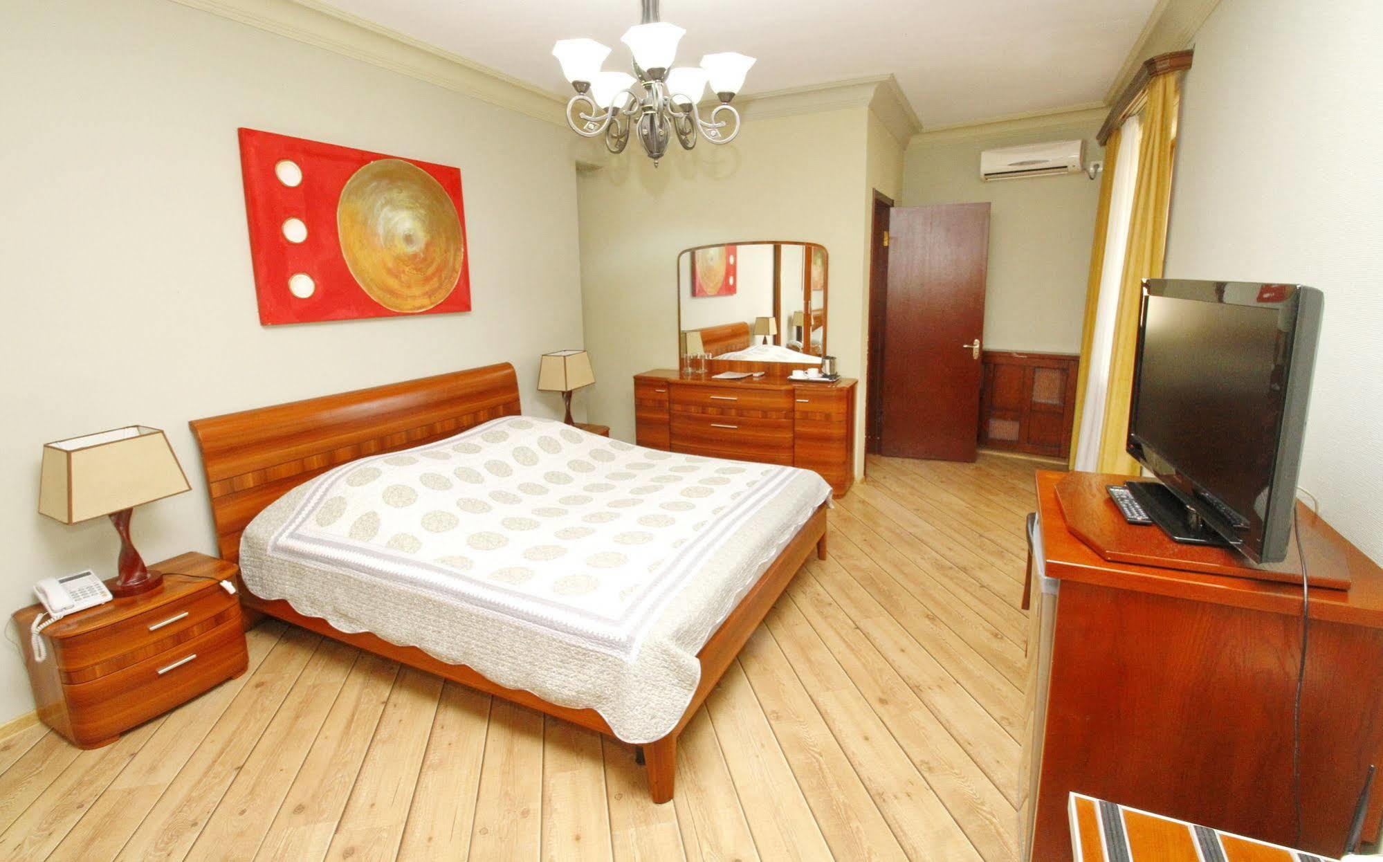 Penthouse Hotel Tiflis Dış mekan fotoğraf